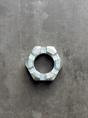 Гайка корончатая, прорезная низкая М27 DIN 937