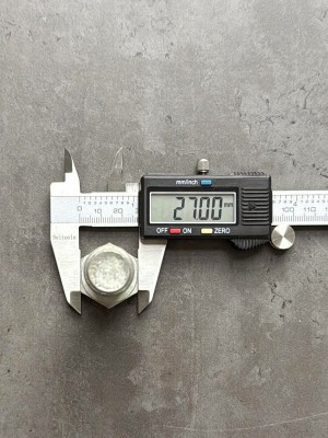 Болт М18х40х1,5 1/14085/21