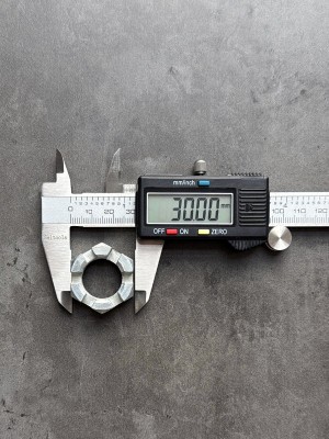 Гайка корончатая, прорезная низкая М20 DIN 937 класс прочности 8