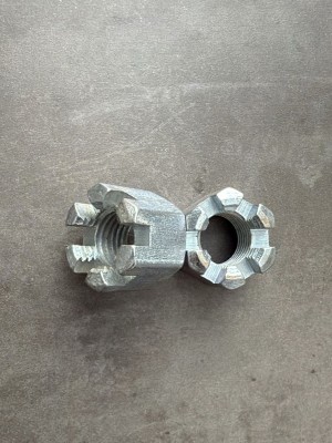 Гайка корончатая, прорезная М16х2 DIN 937