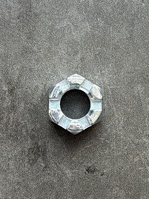 Гайка корончатая, прорезная низкая М16х1,5 DIN 937 класс прочности 8